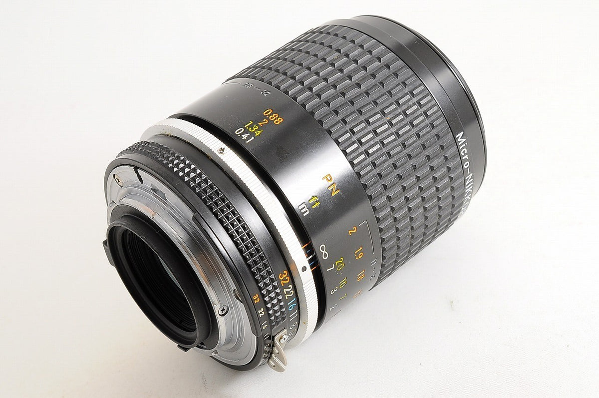 [Mint w/ Built-in Hood] Nikon AIS Micro NIKKOR 105mm f2.8 MF Macro Prime Lens Jp
