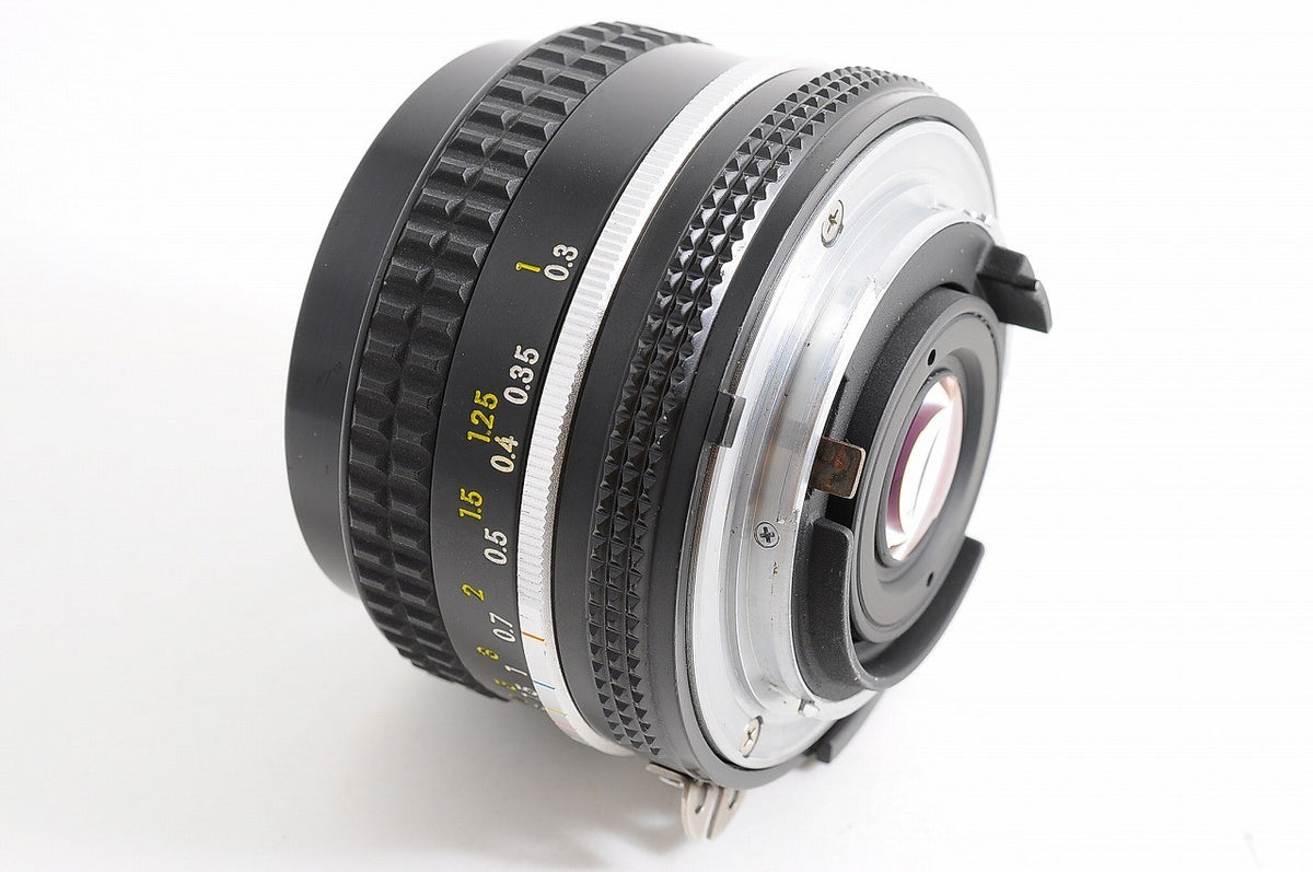 [Near Mint+ w/Filter] Nikon AI-S Nikkor 20mm f3.5 MF Ultra Wide Prime Lens Japan