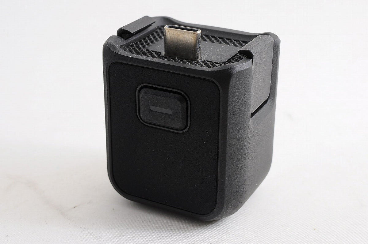 [Almost Unused] DJI Osmo Pocket 3 Vlog Gimbal Camera Mic 2 Battery Pack Japan