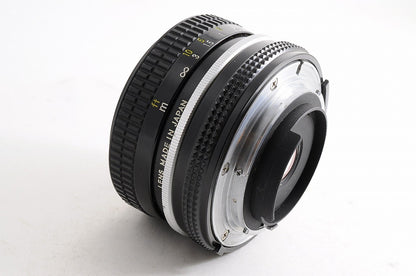 [MINT HN-1 Hood] Nikon AI Nikkor 20mm f/4 Ultra-Wide MF Lens Nikon F Mount Japan