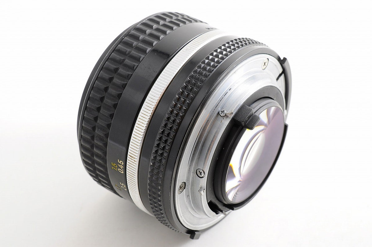 [Near Mint+ w/ Caps] Nikon AIS Nikkor 50mm f1.4 Fast MF Standard Prime Lens Jp