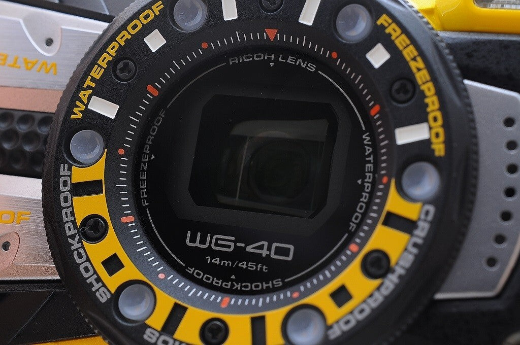 [NEAR UNUSED] Ricoh WG-40 Yellow Waterproof Shockproof Digicam Full HD Japan