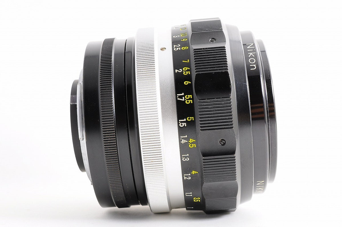 [Near Mint+ w/HN-21 Hood] Nikon Non AI Nikkor H Auto 85mm f1.8 MF Prime Japan